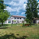 Passalacqua Ground Floor Between Culture And The Sea Apartman